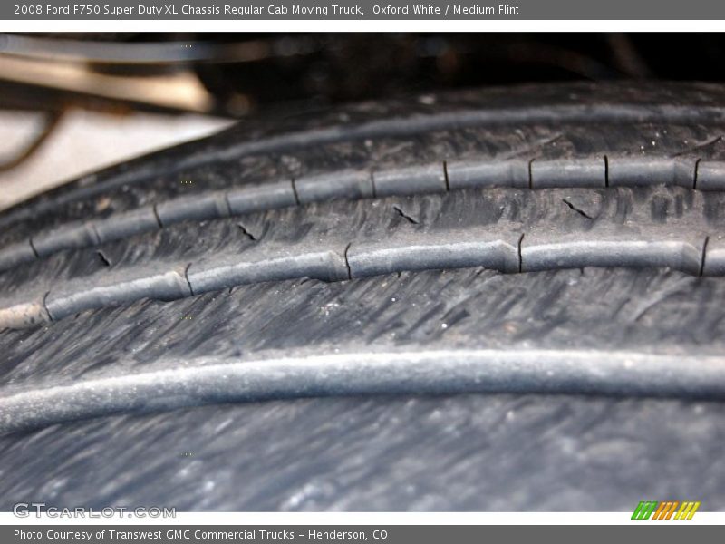 Oxford White / Medium Flint 2008 Ford F750 Super Duty XL Chassis Regular Cab Moving Truck