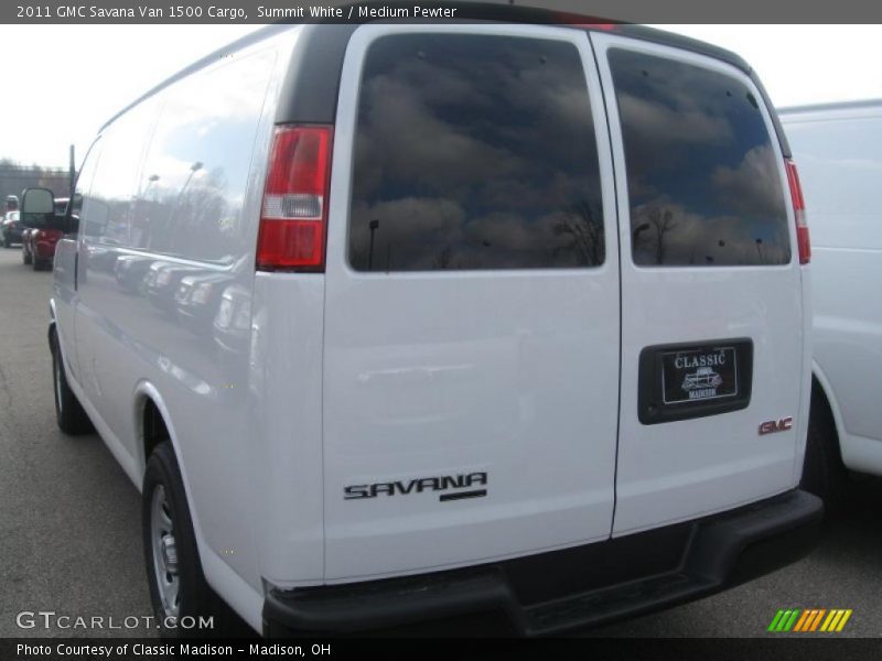 Summit White / Medium Pewter 2011 GMC Savana Van 1500 Cargo