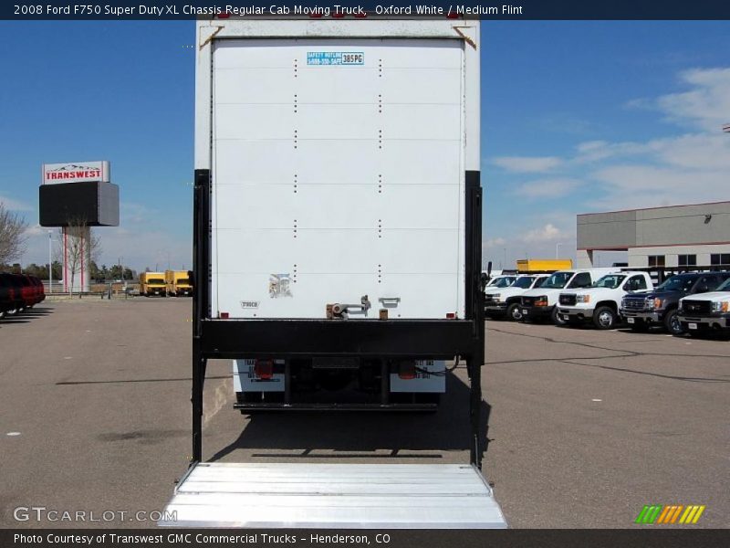 Oxford White / Medium Flint 2008 Ford F750 Super Duty XL Chassis Regular Cab Moving Truck