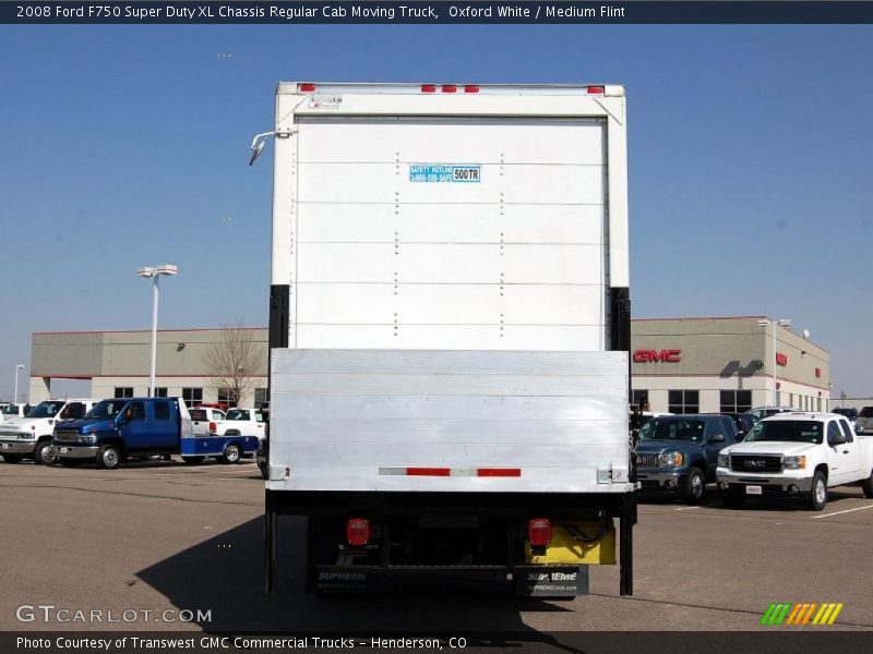 Oxford White / Medium Flint 2008 Ford F750 Super Duty XL Chassis Regular Cab Moving Truck