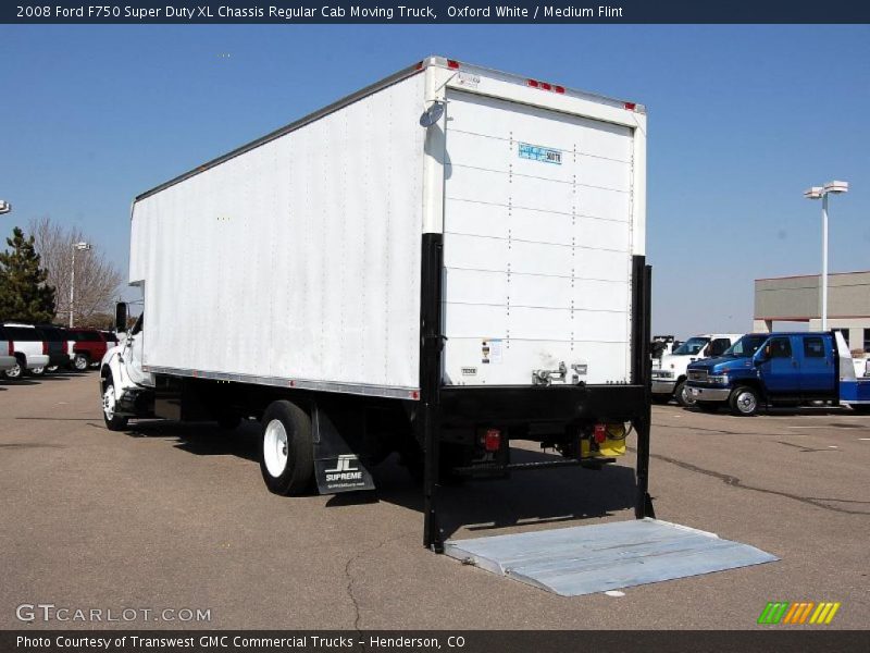 Oxford White / Medium Flint 2008 Ford F750 Super Duty XL Chassis Regular Cab Moving Truck