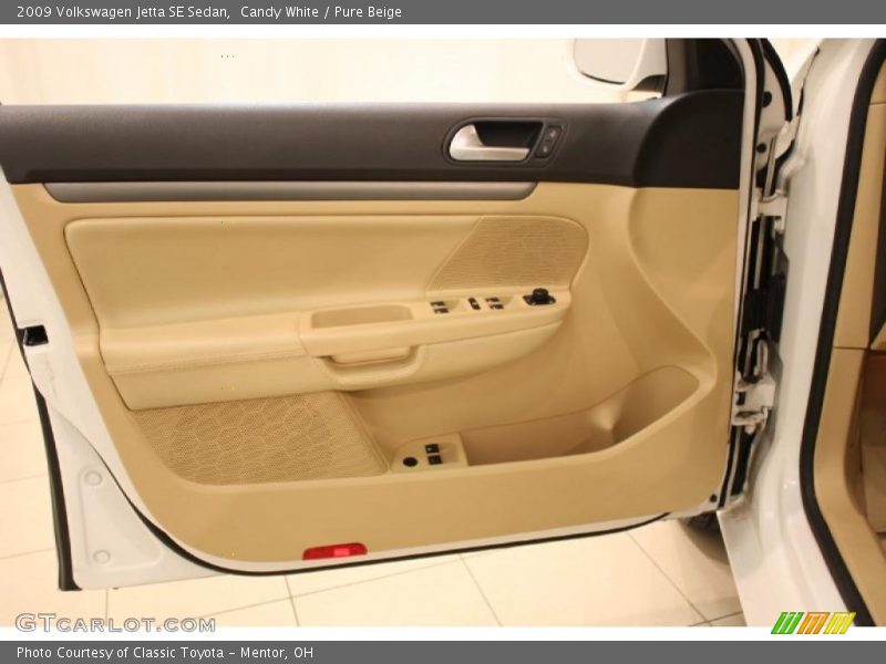 Candy White / Pure Beige 2009 Volkswagen Jetta SE Sedan