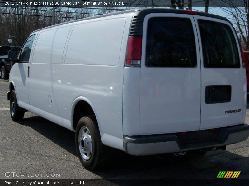Summit White / Neutral 2002 Chevrolet Express 2500 Cargo Van