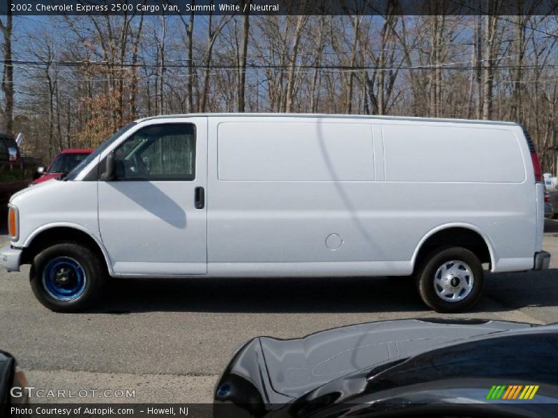 Summit White / Neutral 2002 Chevrolet Express 2500 Cargo Van