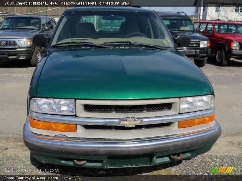 Meadow Green Metallic / Medium Gray 2000 Chevrolet Blazer LS 4x4
