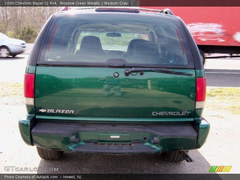 Meadow Green Metallic / Medium Gray 2000 Chevrolet Blazer LS 4x4