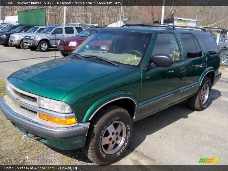 Meadow Green Metallic / Medium Gray 2000 Chevrolet Blazer LS 4x4