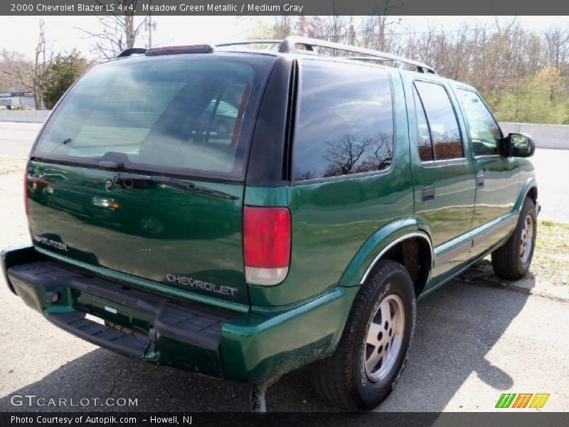 Meadow Green Metallic / Medium Gray 2000 Chevrolet Blazer LS 4x4
