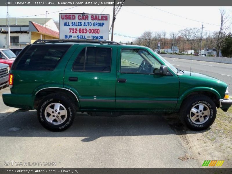 Meadow Green Metallic / Medium Gray 2000 Chevrolet Blazer LS 4x4