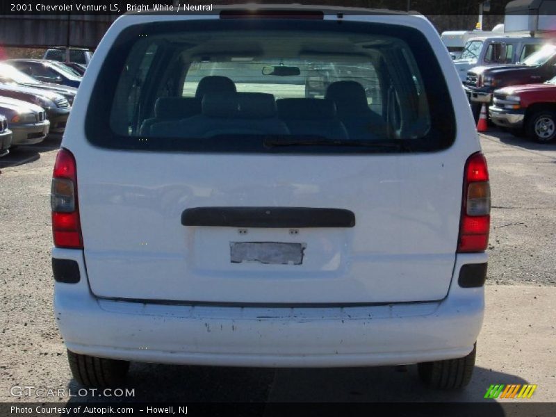 Bright White / Neutral 2001 Chevrolet Venture LS