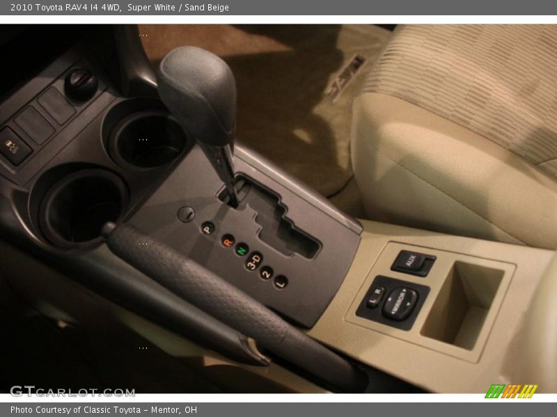 Super White / Sand Beige 2010 Toyota RAV4 I4 4WD