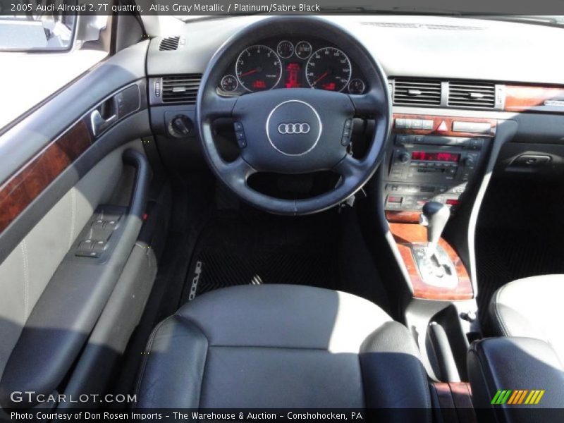 Dashboard of 2005 Allroad 2.7T quattro