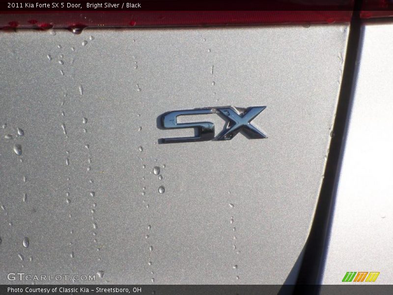  2011 Forte SX 5 Door Logo
