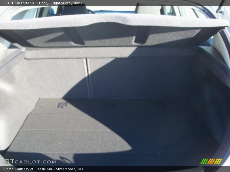  2011 Forte SX 5 Door Trunk