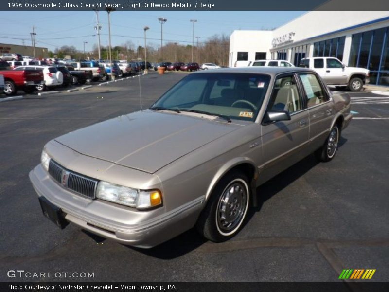 Light Driftwood Metallic / Beige 1996 Oldsmobile Cutlass Ciera SL Sedan