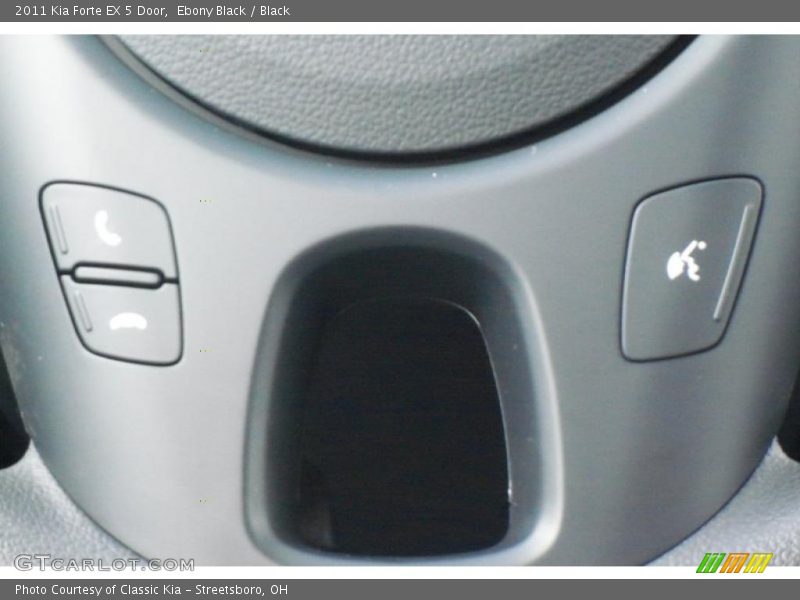 Ebony Black / Black 2011 Kia Forte EX 5 Door