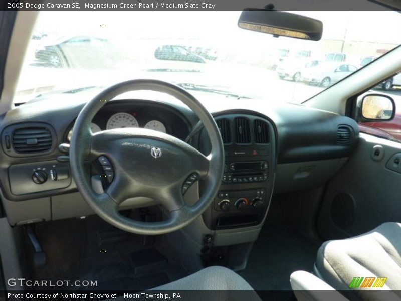 Magnesium Green Pearl / Medium Slate Gray 2005 Dodge Caravan SE