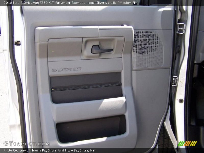 Ingot Silver Metallic / Medium Flint 2010 Ford E Series Van E350 XLT Passenger Extended