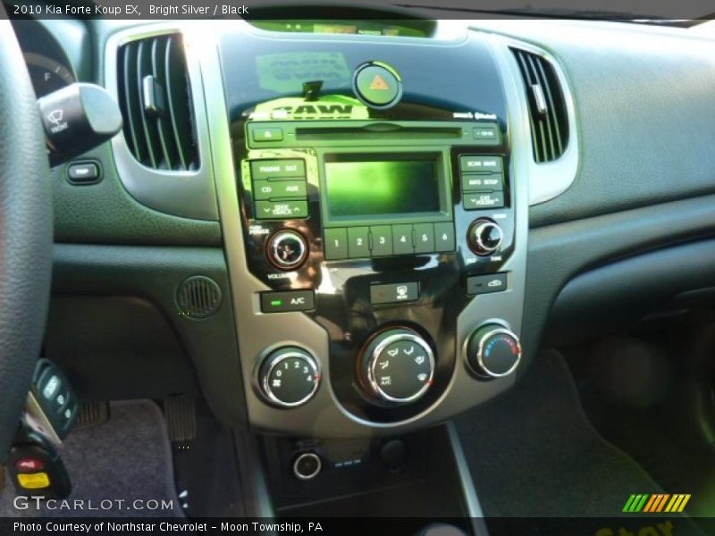 Controls of 2010 Forte Koup EX