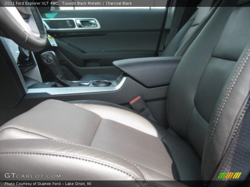  2011 Explorer XLT 4WD Charcoal Black Interior