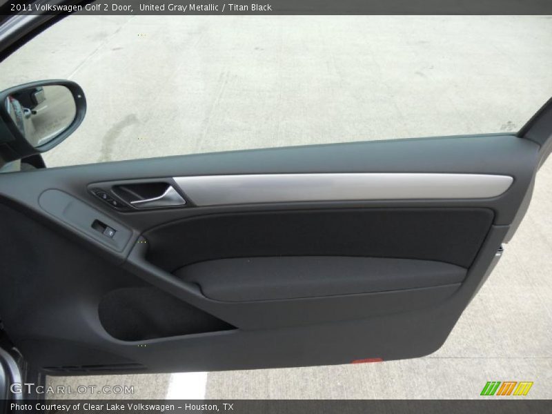 United Gray Metallic / Titan Black 2011 Volkswagen Golf 2 Door