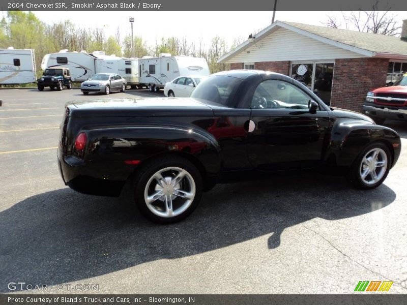 Smokin' Asphalt Black / Ebony 2004 Chevrolet SSR