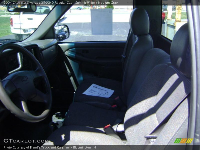 Summit White / Medium Gray 2004 Chevrolet Silverado 2500HD Regular Cab
