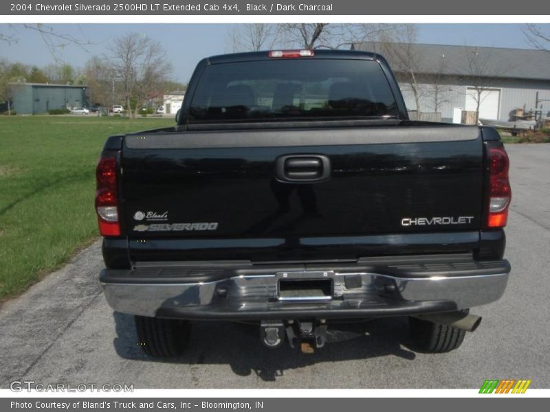 Black / Dark Charcoal 2004 Chevrolet Silverado 2500HD LT Extended Cab 4x4