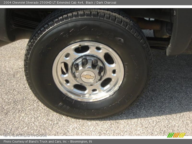 Black / Dark Charcoal 2004 Chevrolet Silverado 2500HD LT Extended Cab 4x4