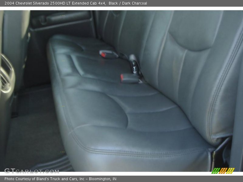 Black / Dark Charcoal 2004 Chevrolet Silverado 2500HD LT Extended Cab 4x4