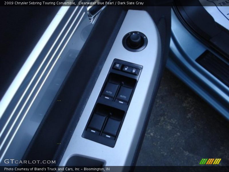 Clearwater Blue Pearl / Dark Slate Gray 2009 Chrysler Sebring Touring Convertible