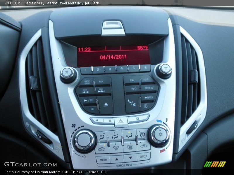 Merlot Jewel Metallic / Jet Black 2011 GMC Terrain SLE