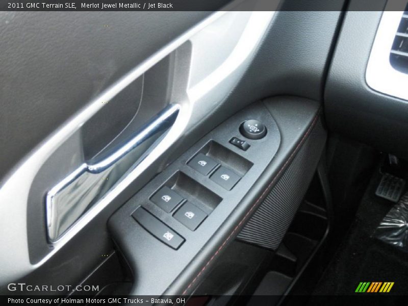 Merlot Jewel Metallic / Jet Black 2011 GMC Terrain SLE
