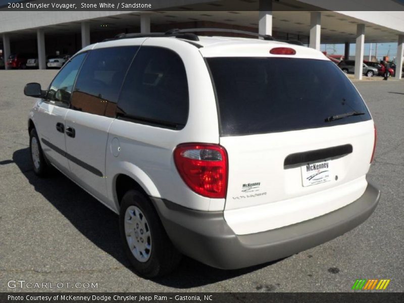 Stone White / Sandstone 2001 Chrysler Voyager