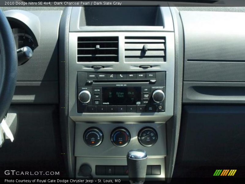 Dark Charcoal Pearl / Dark Slate Gray 2010 Dodge Nitro SE 4x4