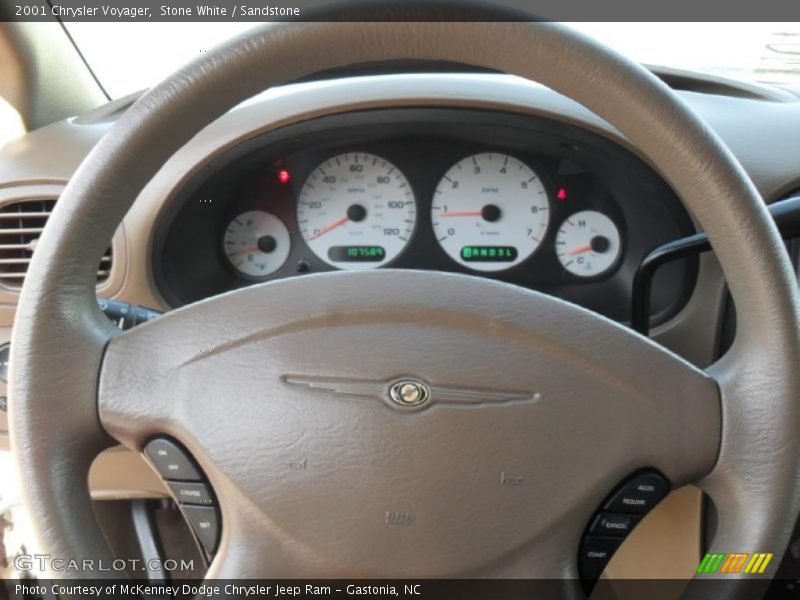 Stone White / Sandstone 2001 Chrysler Voyager