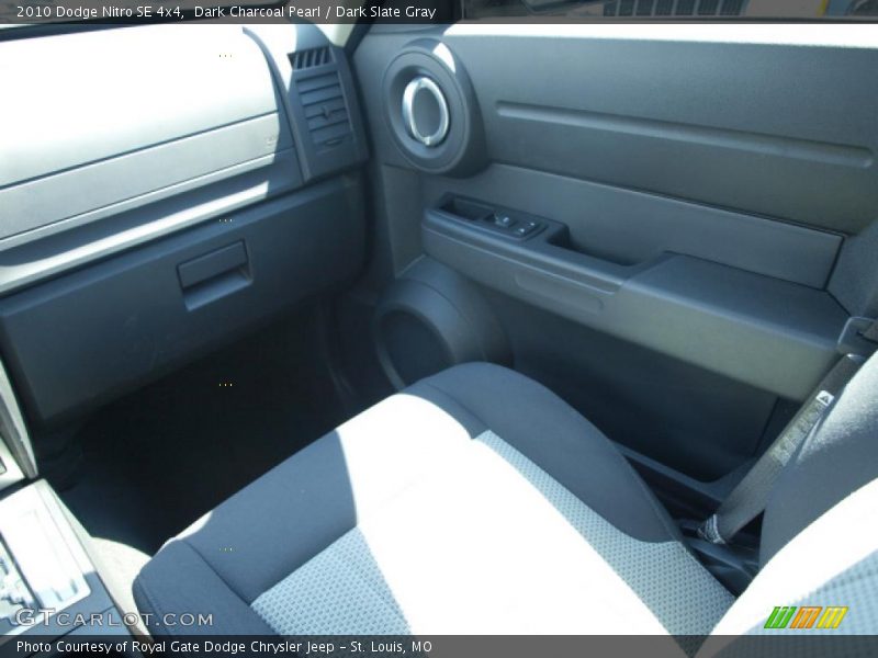 Dark Charcoal Pearl / Dark Slate Gray 2010 Dodge Nitro SE 4x4