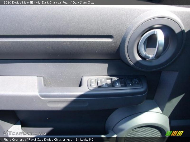 Dark Charcoal Pearl / Dark Slate Gray 2010 Dodge Nitro SE 4x4