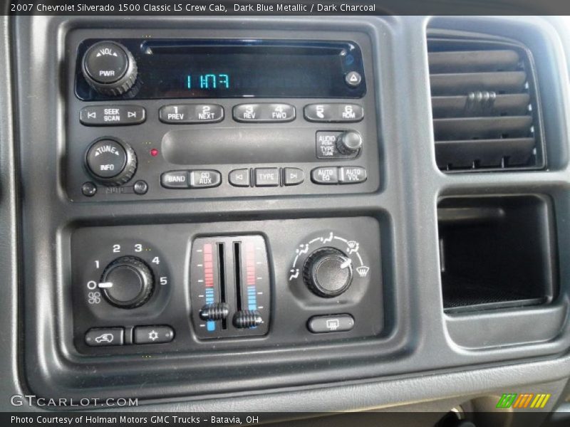 Dark Blue Metallic / Dark Charcoal 2007 Chevrolet Silverado 1500 Classic LS Crew Cab