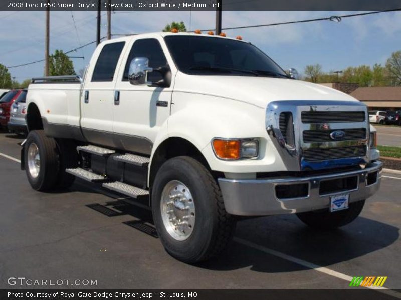 Front 3/4 View of 2008 F650 Super Duty XLT Crew Cab