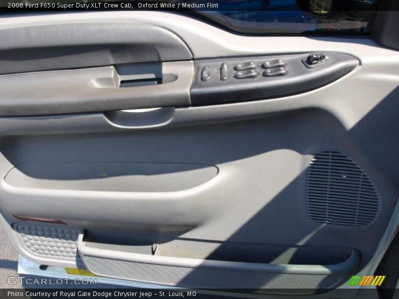 Door Panel of 2008 F650 Super Duty XLT Crew Cab