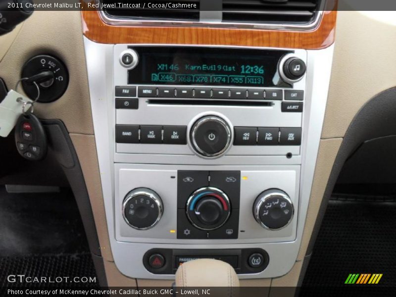 Controls of 2011 Malibu LT