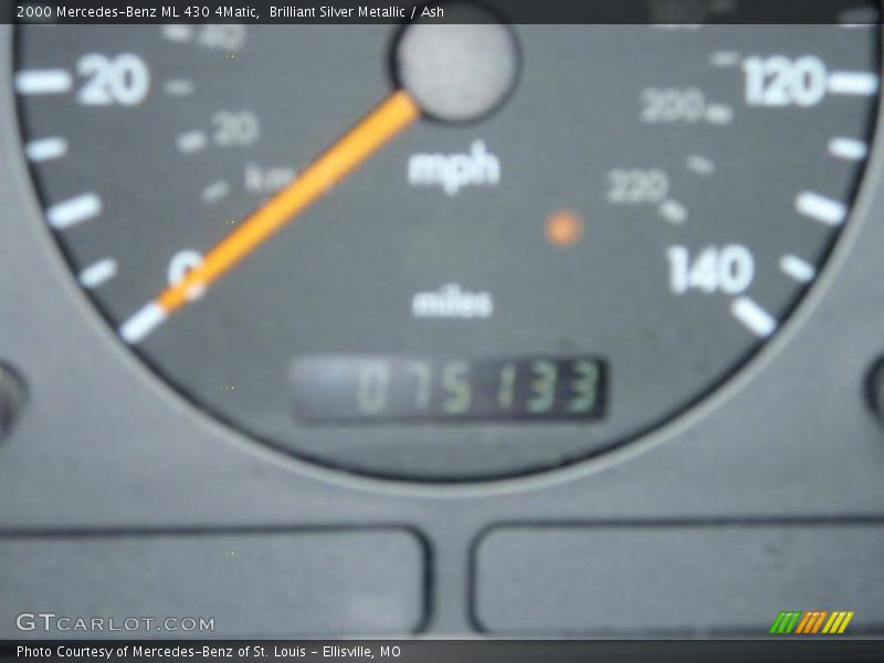Brilliant Silver Metallic / Ash 2000 Mercedes-Benz ML 430 4Matic