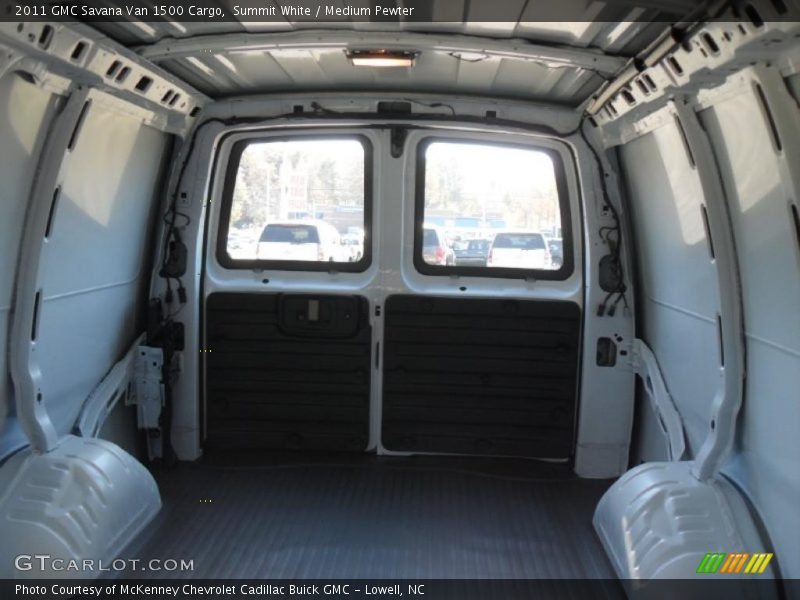 Summit White / Medium Pewter 2011 GMC Savana Van 1500 Cargo