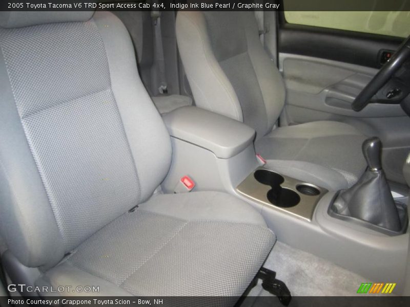 Indigo Ink Blue Pearl / Graphite Gray 2005 Toyota Tacoma V6 TRD Sport Access Cab 4x4