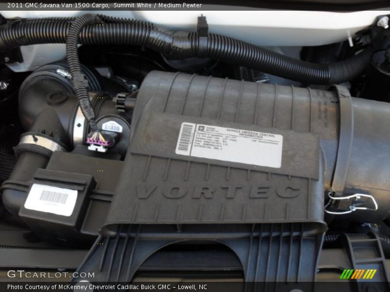 Summit White / Medium Pewter 2011 GMC Savana Van 1500 Cargo