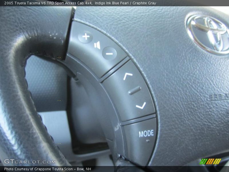 Indigo Ink Blue Pearl / Graphite Gray 2005 Toyota Tacoma V6 TRD Sport Access Cab 4x4