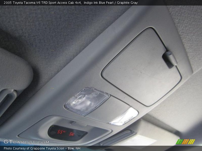Indigo Ink Blue Pearl / Graphite Gray 2005 Toyota Tacoma V6 TRD Sport Access Cab 4x4