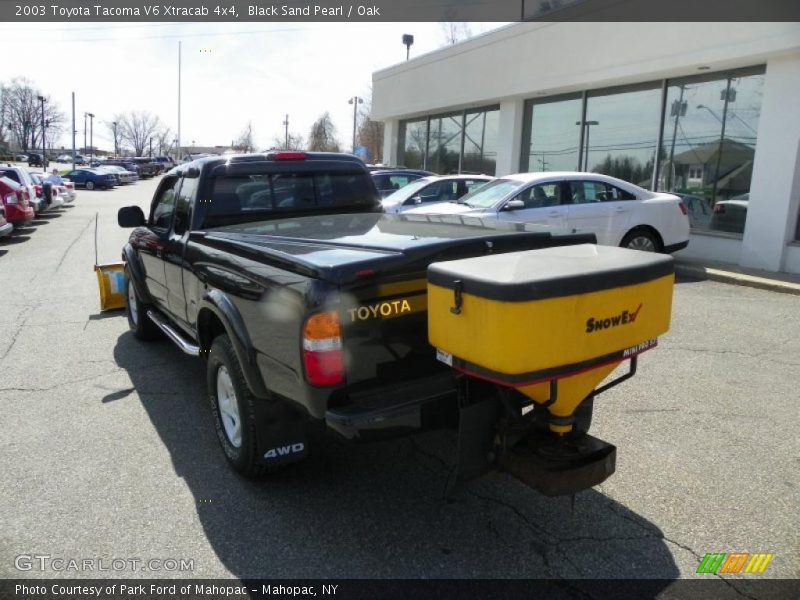 Black Sand Pearl / Oak 2003 Toyota Tacoma V6 Xtracab 4x4