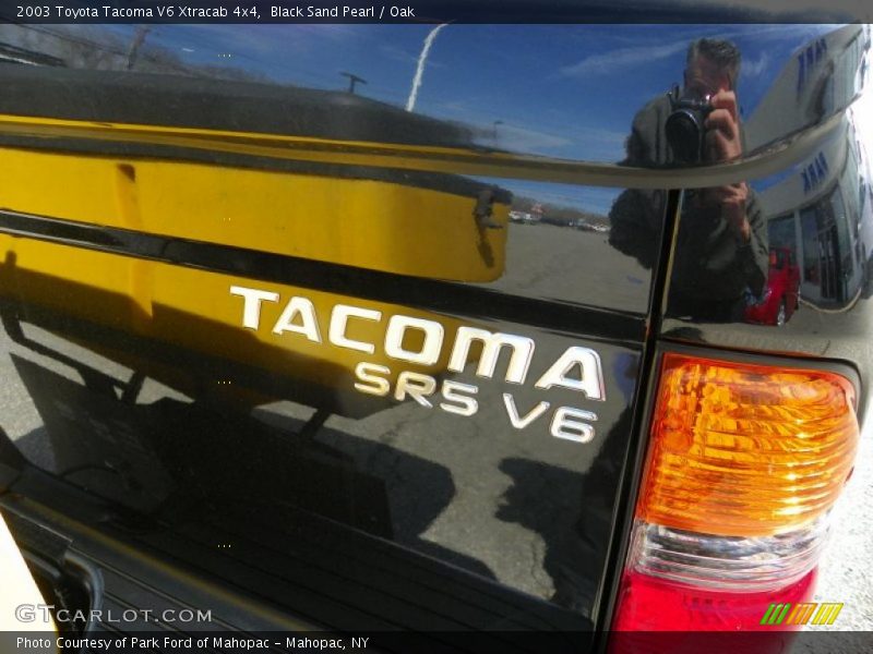 Black Sand Pearl / Oak 2003 Toyota Tacoma V6 Xtracab 4x4